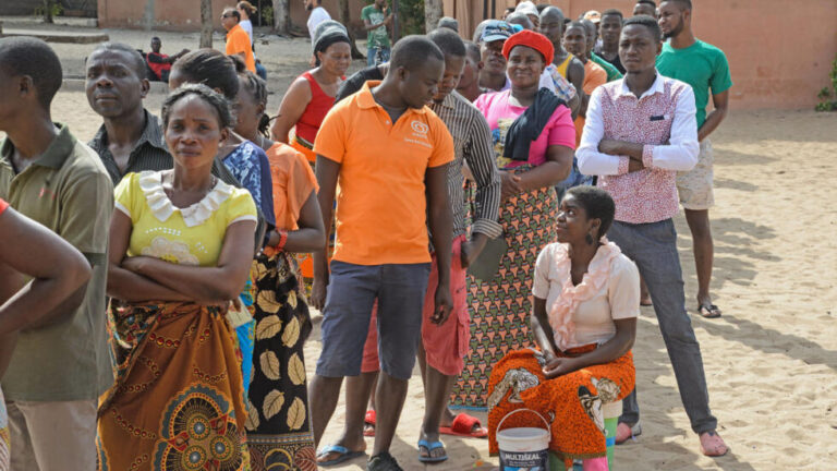 MOÇAMBIQUE: AGENTES ELEITORAIS AMEAÇAM BOICOTAR ELEIÇÕES GERAIS