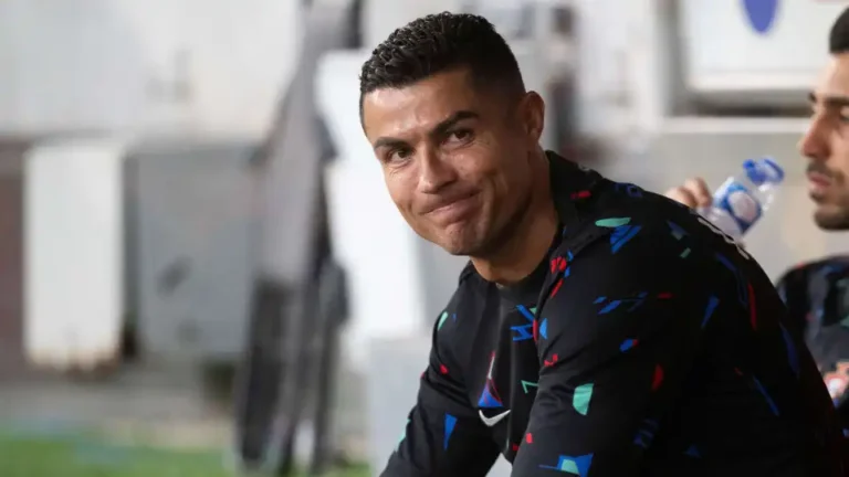 LOJAS DE MARCA DE CRISTIANO RONALDO FECHAM