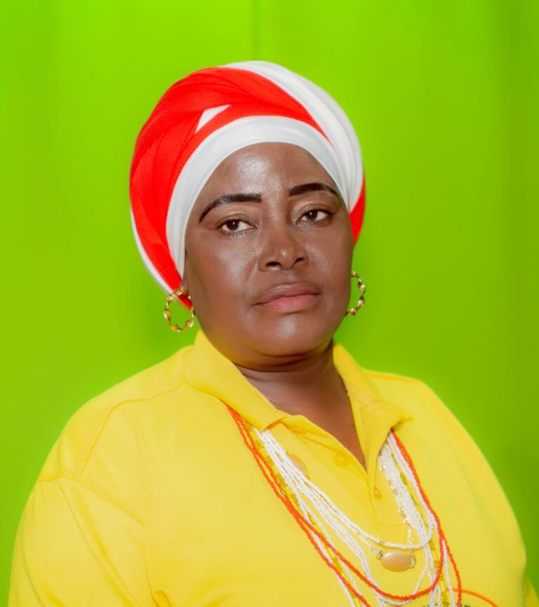 PRÉ-CANDIDATA À PRESIDÊNCIA DA “AMA” TERESA GABRIEL GARANTE REVITALIZAR ORGANIZAÇÃO FEMENINA DA FNLA