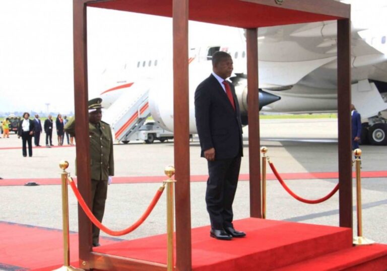 PRESIDENTE JOÃO LOURENÇO EMBARCA PARA VISITA DE ESTADO À ÁFRICA DO SUL