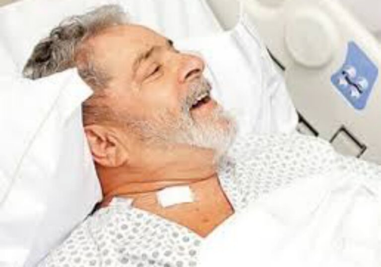 LULA DA SILVA OPERADO DE URGÊNCIA A HEMORRAGIA CEREBRAL