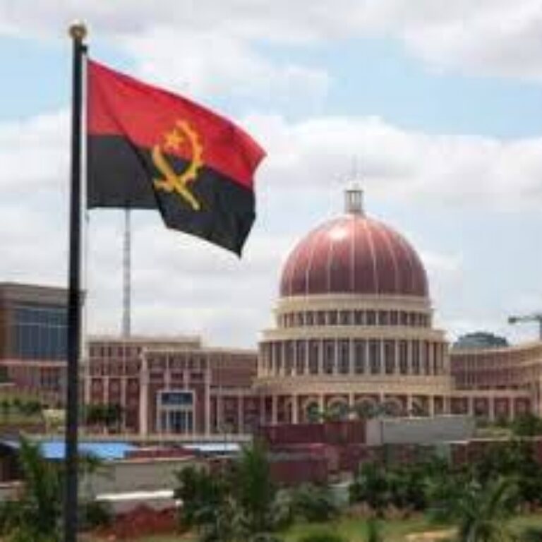 Angola gastou mais de 300 milhões a importar combustível no segundo trimestre