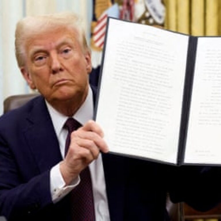 Trump oferece mil dólares a emigrante que abandonar Voluntariamente o país