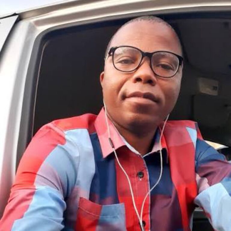 Director da Rádio Despertar é acusado de centralizar controlo da conta oficial de Adalberto Costa Júnior no Facebook
