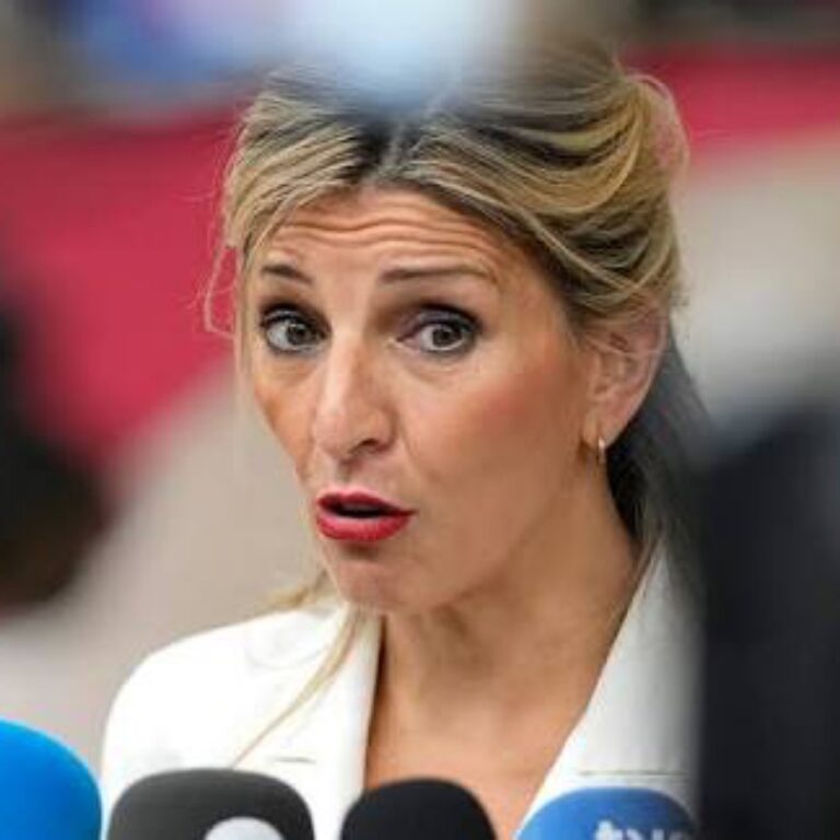 Ministra espanhola envolvida em polémica por réplica comprada em Portugal