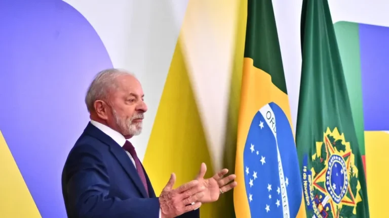 Lula submeterá pedido para se adiar assinatura do acordo UE/Mercosul