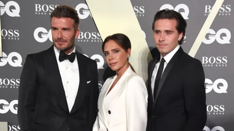 Brooklyn Beckham bloqueia os pais no Instagram