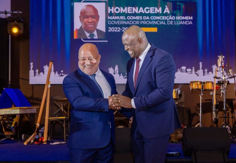 Luís Nunes homenageia antigos governadores de Luanda