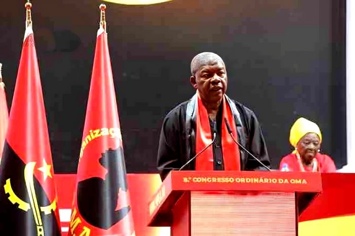 João Lourenço antevê vitória do MPLA nas eleições de 2027 nas comunidades