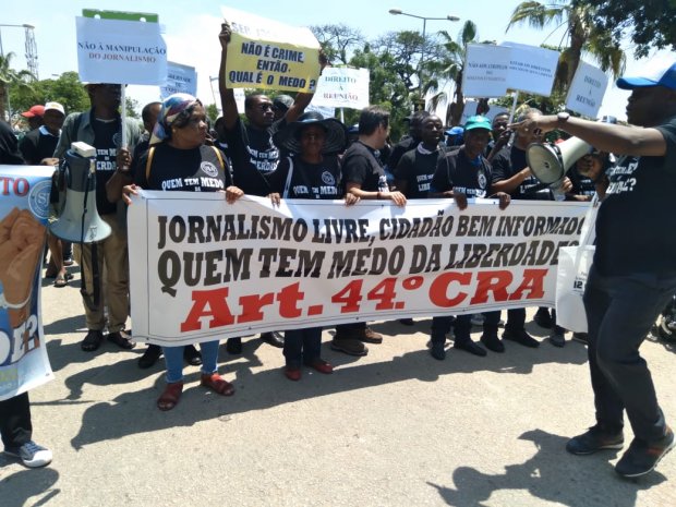 HRW denuncia abusos policiais e contra liberdade de imprensa em Angola