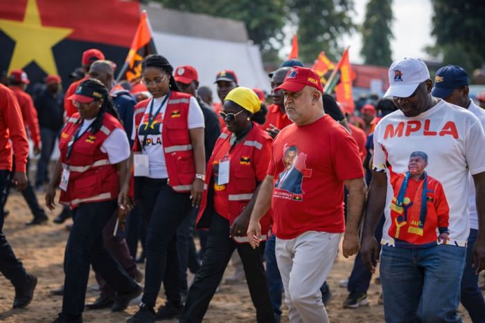 MPLA já começou “Bater Porta” nas residências das famílias em Luanda