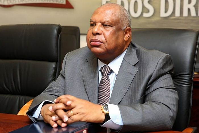 General de prestígio vai coordenar campanha de Higino Carneiro